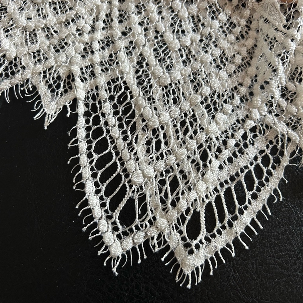Express Cream Lace Asymmetrical Tank Top - Picture 5 of 6